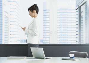 覆面調査員として副業を始めるための完全ガイド：登録方法と仕事の流れを徹底解説！